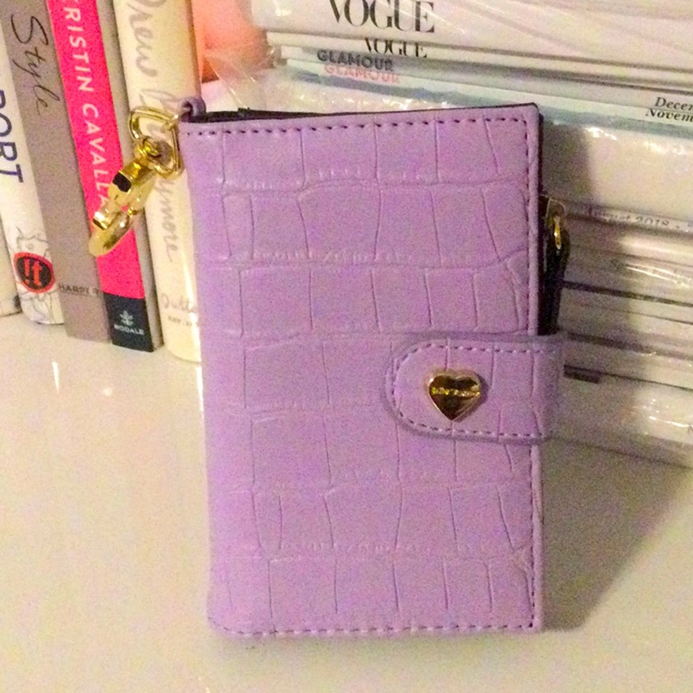 Betsey Johnson 🐊 Wallet
